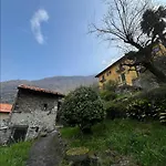 Villino Margherita - View Cozy Loft Lägenhet *