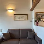 Villino Margherita - View Cozy Loft Apartamento